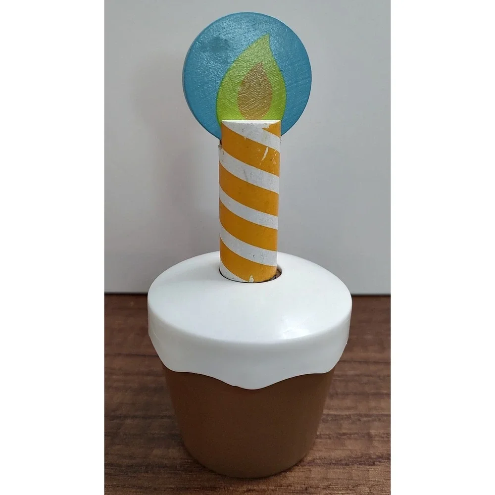 Melissa & Doug Replacement Icing Cupcake And Orange Candle B17
